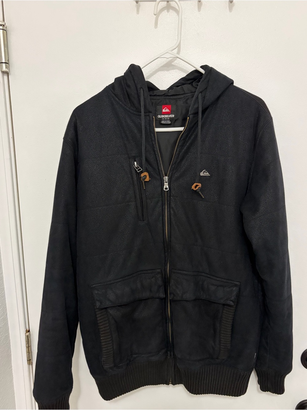 Quiksilver Black Hooded Zip-Up Jacket with Front Pockets
